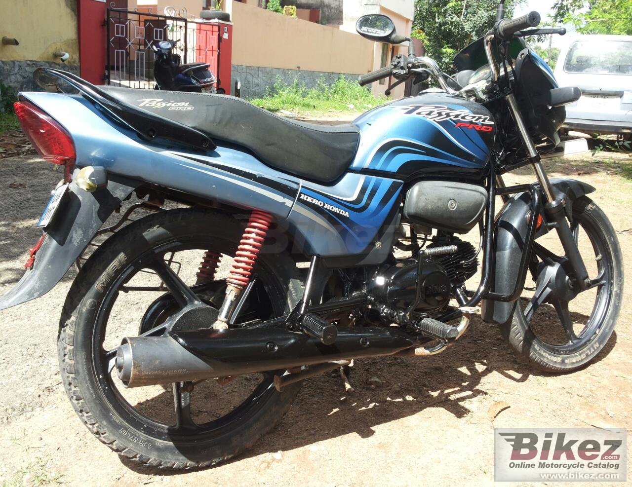 Hero honda passion pro average hot sale